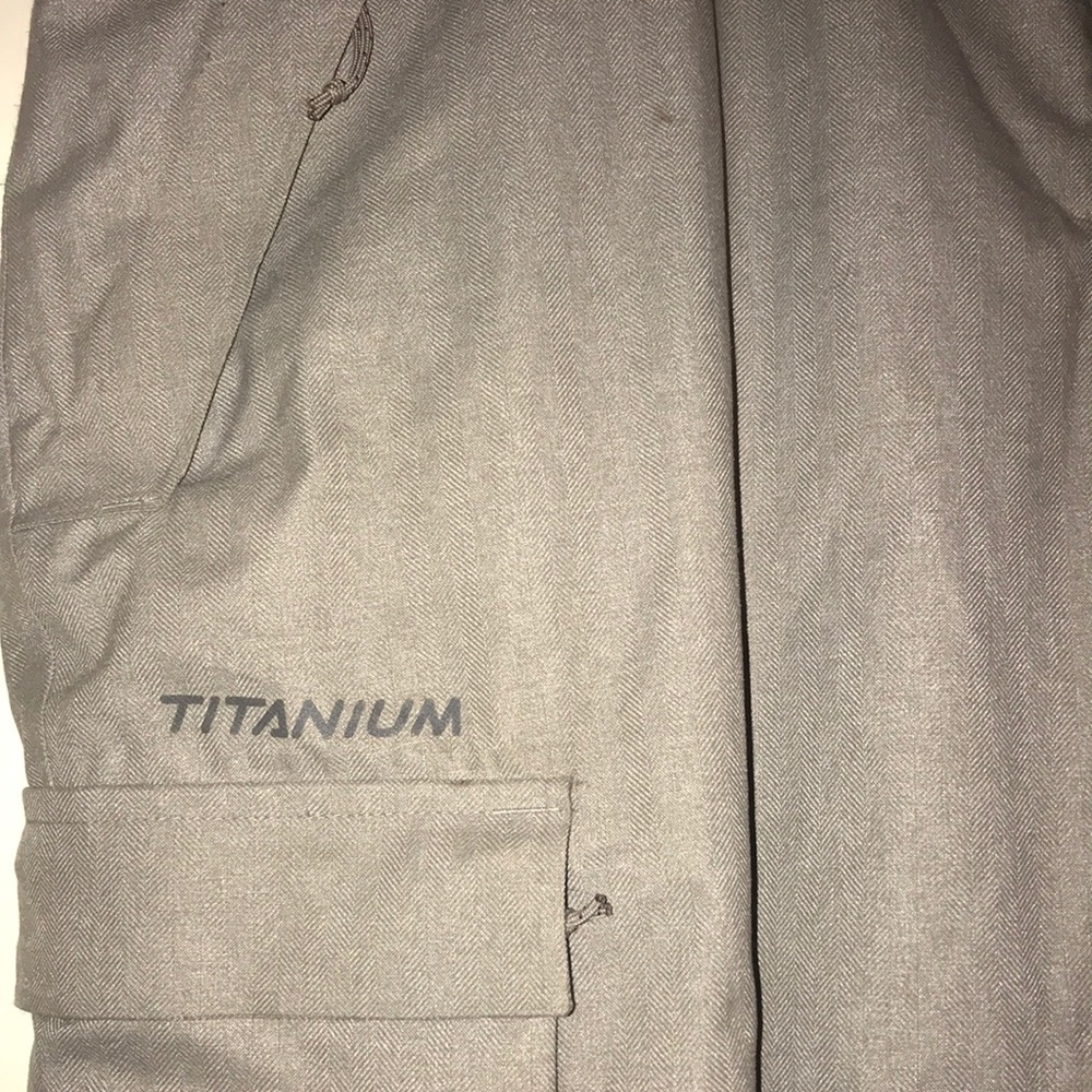 Columbia 2XL titanium snow pants - Picture 7 of 8